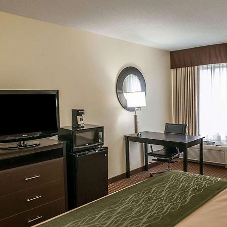 Comfort Inn&Suites Warsaw Zewnętrze zdjęcie