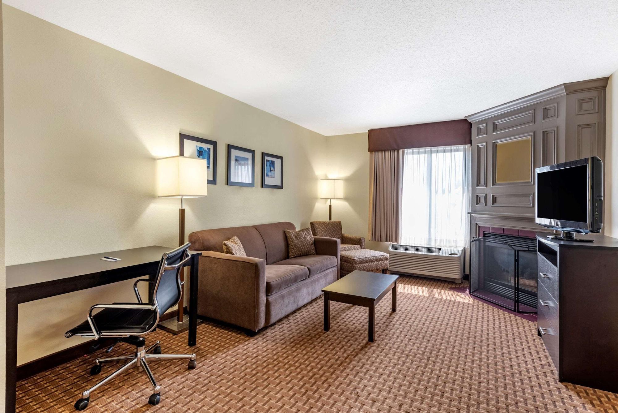 Comfort Inn&Suites Warsaw Zewnętrze zdjęcie